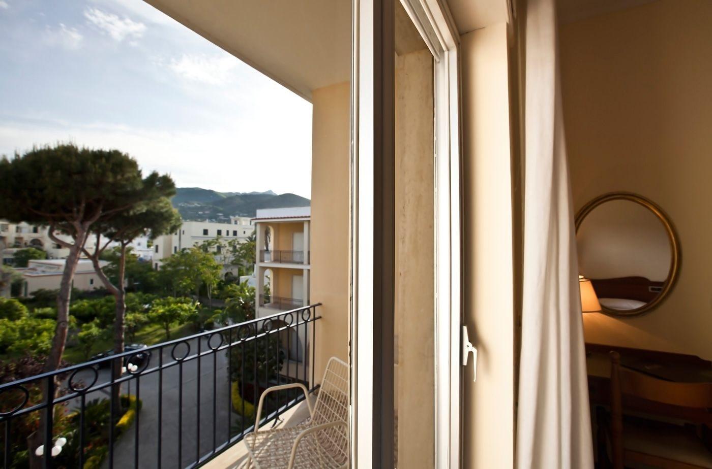 Hotel Terme Alexander Ischia Kültér fotó