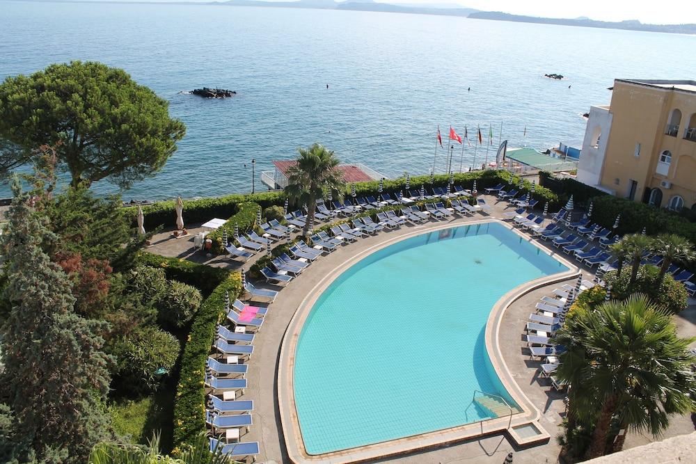 Hotel Terme Alexander Ischia Kültér fotó
