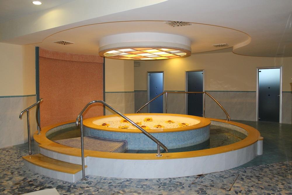Hotel Terme Alexander Ischia Kültér fotó