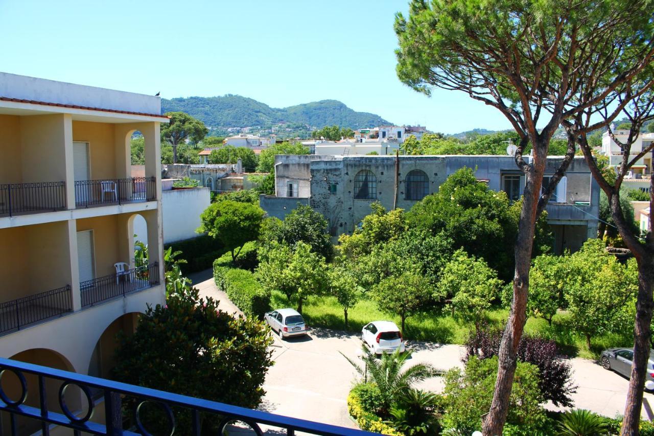 Hotel Terme Alexander Ischia Kültér fotó