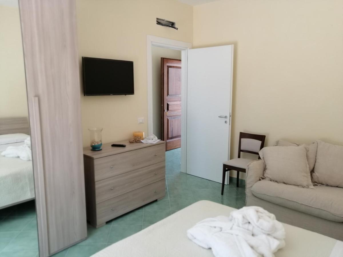 Hotel Terme Alexander Ischia Kültér fotó