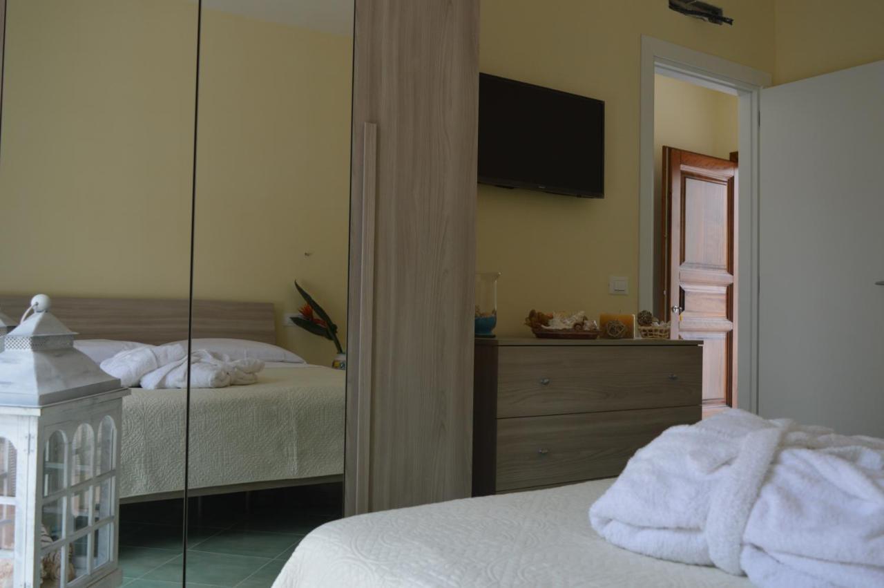 Hotel Terme Alexander Ischia Kültér fotó